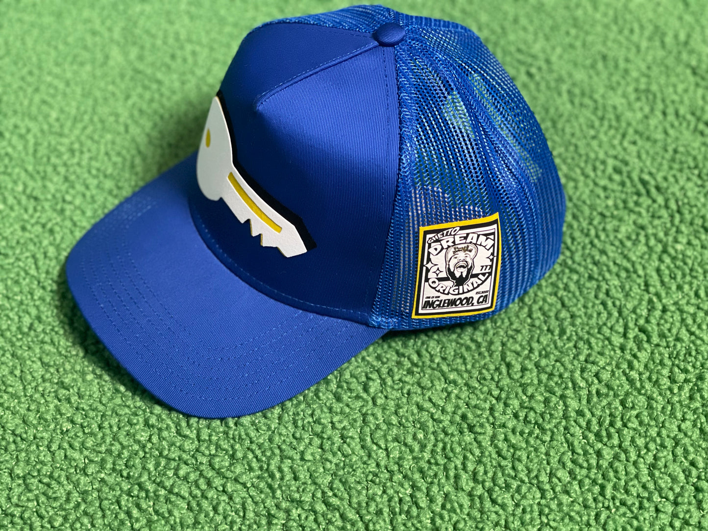 Key x White hat