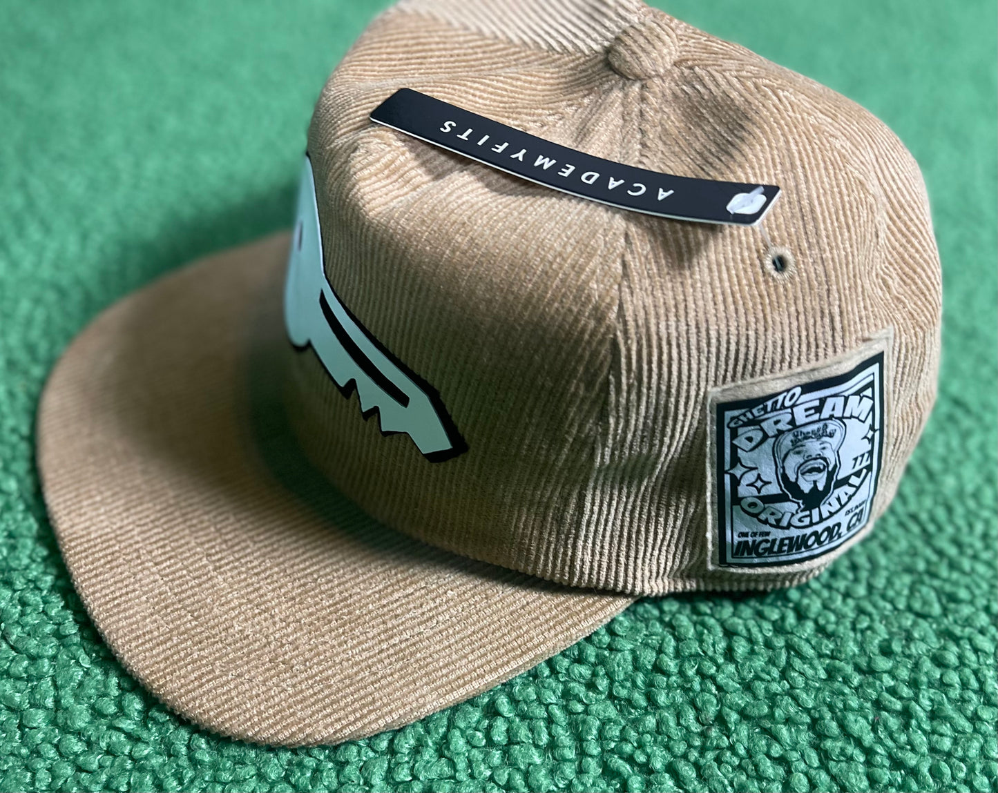 Key x White hat